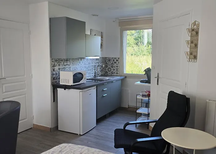 D'hôte 2 Joséphine - Rez De Chaussé Apartamento Attin